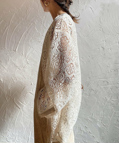 Doula Doula（ドゥーラドゥーラ）の「パネルレースノーカラーブラウス（シャツ/ブラウス・レディース・ブラック/アイボリー・FREE）」の7枚目の写真