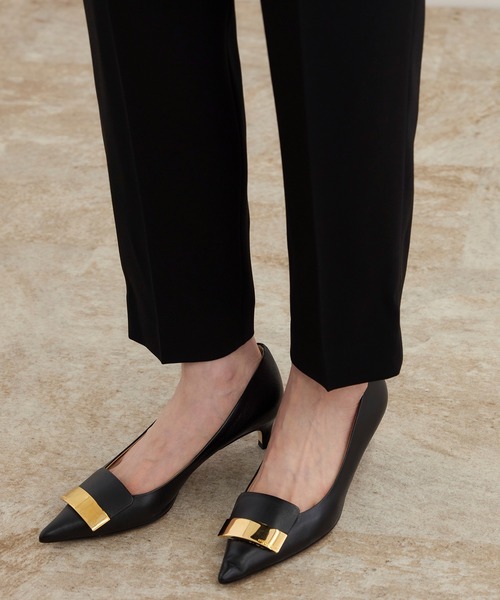 ROPE'（ロペ）の「トリアセバックサテン テーパードパンツ【オフィス/通勤/セットアップ対応】/洗える（その他パンツ・レディース・ブラック・36/38/40）」の17枚目の写真