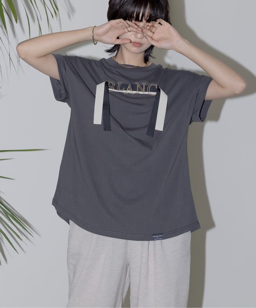 Eimee Law(エイミーロウ)の「テープロゴエンブロフレンチTシャツ(Tシャツ/カットソー・レディース・チャコールグレー/オフホワイト/アイボリー/ブラック・FREE)」の18枚目の写真