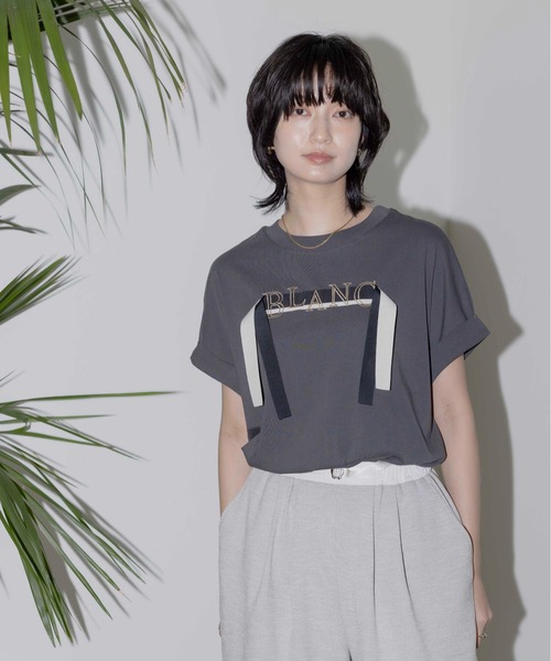 Eimee Law(エイミーロウ)の「テープロゴエンブロフレンチTシャツ(Tシャツ/カットソー・レディース・チャコールグレー/オフホワイト/アイボリー/ブラック・FREE)」の14枚目の写真