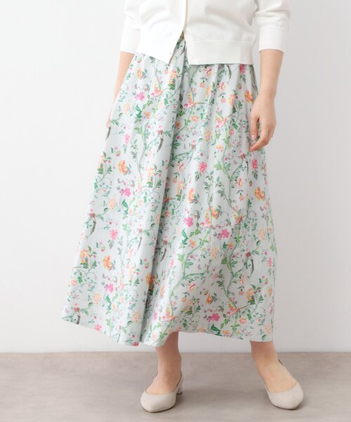 LAURA ASHLEY(ローラアシュレイ)の「【コットン100%/ウエストゴム/タックあり】サマーパレス柄 タイプライタースカート(スカート・レディース・ホワイト系その他/ネイビー系/スモーキーグリーン系1・40/38)」の14枚目の写真