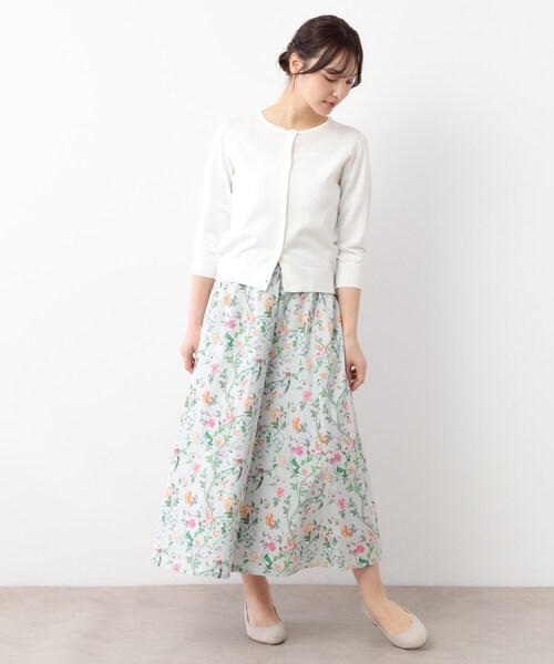 LAURA ASHLEY(ローラアシュレイ)の「【コットン100%/ウエストゴム/タックあり】サマーパレス柄 タイプライタースカート(スカート・レディース・ホワイト系その他/ネイビー系/スモーキーグリーン系1・40/38)」の16枚目の写真