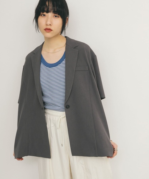 KBF（ケイビーエフ）の「バックスリットジャケット（その他アウター・レディース・チャコールグレー/ベージュ・ONE）」の10枚目の写真