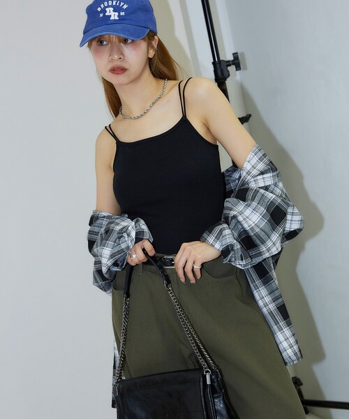 PUBLUX（パブリュクス）の「PUBLUX/パブリュクス ダブルストラップ カップ付き キャミソール（キャミソール・レディース・ブラック/ナチュラル/サックスブルー/ブラウン・ﾌﾘ-）」の12枚目の写真