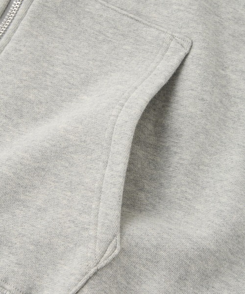 X-girl（エックスガール）の「FACE BOX PATCH ZIP UP SWEAT HOODIE（パーカー・レディース・アッシュ/オリーブ/チャコール・S/M）」の15枚目の写真