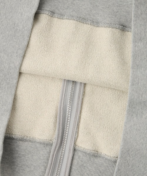 X-girl（エックスガール）の「FACE BOX PATCH ZIP UP SWEAT HOODIE（パーカー・レディース・アッシュ/オリーブ/チャコール・S/M）」の19枚目の写真