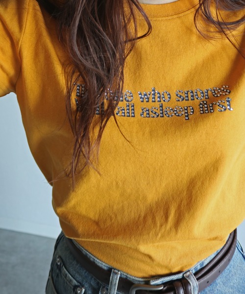 COURO(コウロ)の「ラインストーンロゴTシャツ(Tシャツ/カットソー・レディース・ホワイト/レッド/ピンク/ネイビー/イエロー/杢グレー/ブルー・FREE)」の21枚目の写真