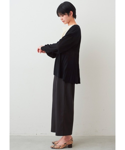 IEDIT(イディット)の「IEDIT 後ろ姿が軽やかに華やぐバックプリーツカーディガン(カーディガン/ボレロ・レディース・ブラック/イエロー・M/L/LL/3L/S/4L)」の4枚目の写真