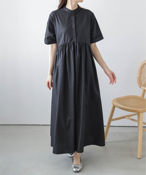 La-gemme(ラジェム)の「ギャザーコットン混シャツワンピース(シャツワンピース・レディース・ブラック系その他/ブラック/ブルー系その他/チェック/ホワイト・フリー)」の3枚目の写真