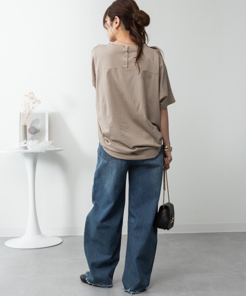RCD（アールシーディー）の「コクーンシルエットプルオーバー（Tシャツ/カットソー・レディース・オフホワイト/ミント/チャコールグレー/グレイッシュベージュ/ブラック・4L～5L/LL～3L/M-L）」の17枚目の写真