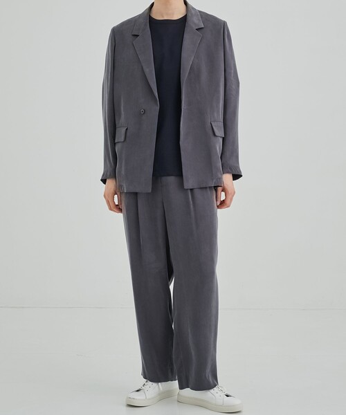 UNITED TOKYO（ユナイテッドトウキョウ）の「HIGH TWIST CUPRA リラックスジャケット（テーラードジャケット・メンズ・ブラック/ダークグレー/グレイッシュベージュ・1/2）」の10枚目の写真