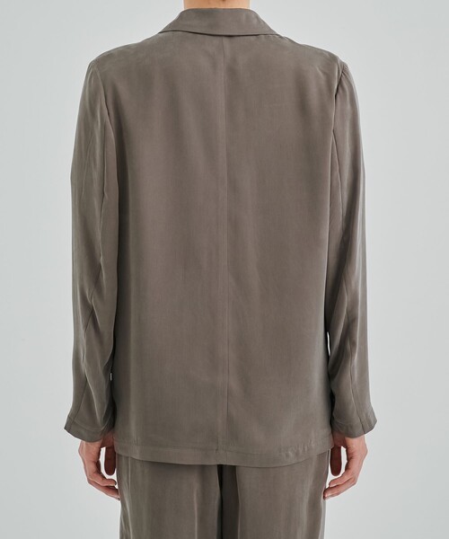 UNITED TOKYO（ユナイテッドトウキョウ）の「HIGH TWIST CUPRA リラックスジャケット（テーラードジャケット・メンズ・ブラック/ダークグレー/グレイッシュベージュ・1/2）」の8枚目の写真