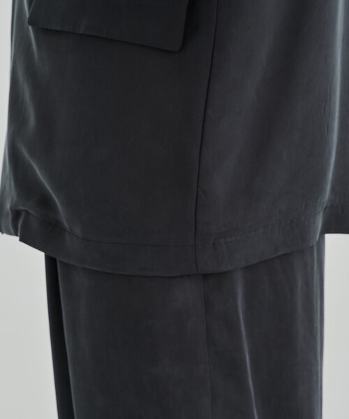 UNITED TOKYO（ユナイテッドトウキョウ）の「HIGH TWIST CUPRA リラックスジャケット（テーラードジャケット・メンズ・ブラック/ダークグレー/グレイッシュベージュ・1/2）」の18枚目の写真