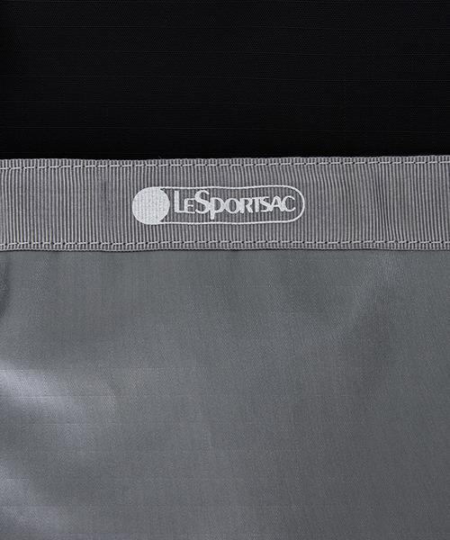 LeSportsac(レスポートサック)の「LG REVERSIBLE TOTE ガンメタル/ブラックソリッド(トートバッグ・レディース・グレー・FREE)」の2枚目の写真