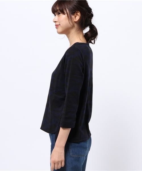 OUTLET(アウトレット)の「【Chez toi】カモフラJQCNPO(Tシャツ/カットソー・レディース・ベージュ/ネイビー・FREE)」の4枚目の写真