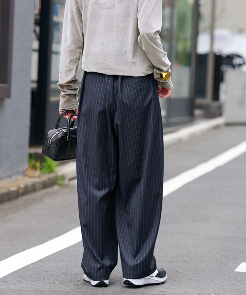 JOURNAL STANDARD relume(ジャーナルスタンダード レリューム)の「ピンストライプカーブイージー(その他パンツ・レディース・チャコールグレー/ネイビー・36/38)」の17枚目の写真