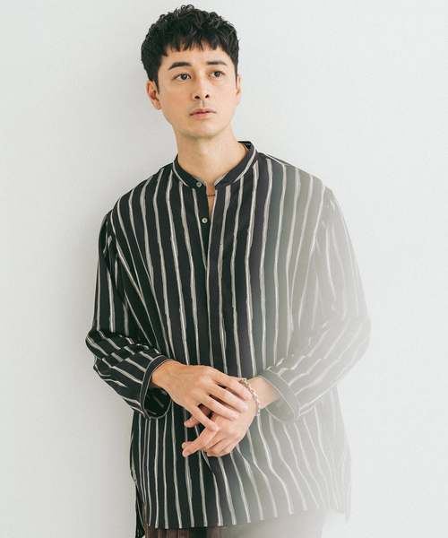 EDIFICE(エディフィス)の「ストライプ ドレーピー 8分袖 バンドカラープルオーバーシャツ(シャツ/ブラウス・メンズ・ボルドー/ブラック/グレー・MEDIUM/LARGE)」の7枚目の写真