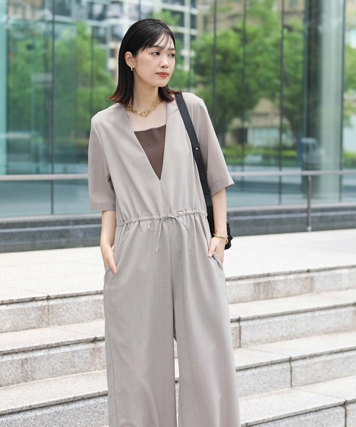 CLOCHE(クロシェ)の「クールグログランサロペット(ワンピース・レディース・ベージュ/ブラック・FREE)」の2枚目の写真