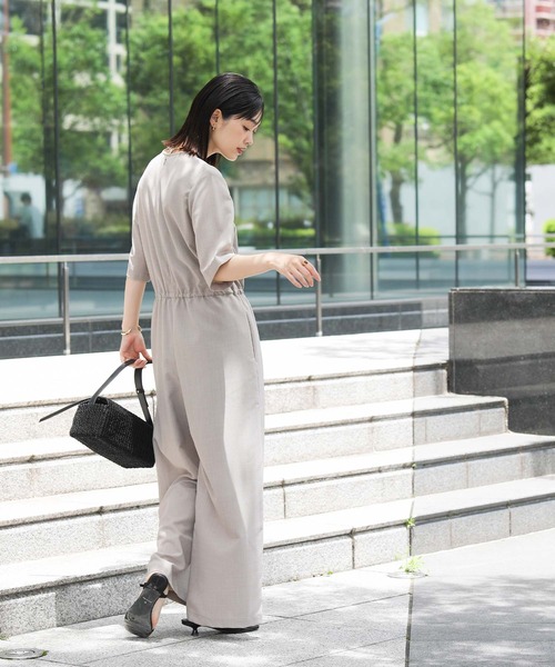 CLOCHE(クロシェ)の「クールグログランサロペット(ワンピース・レディース・ベージュ/ブラック・FREE)」の8枚目の写真