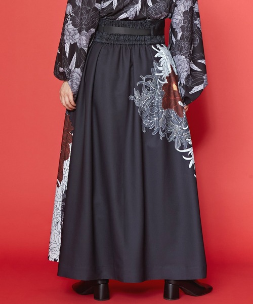 カヤ（カヤ）の「【カヤ】壮麗 重ね着用スカート（スカート・レディース・スミクロ/ネイビー/レッド・FREE）」の9枚目の写真