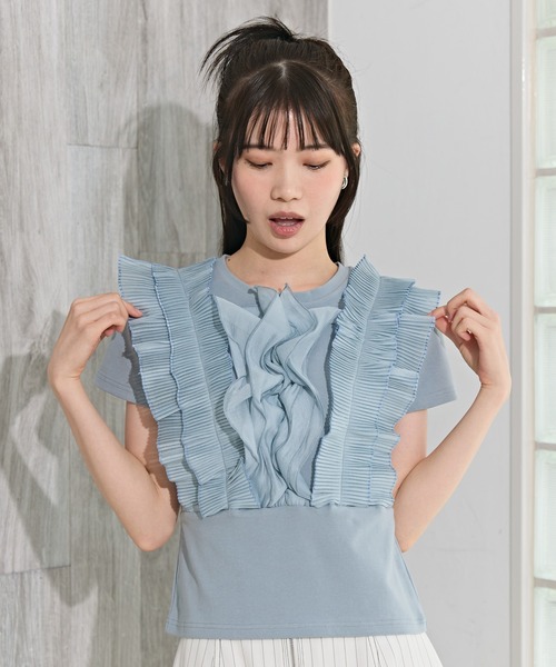REDYAZEL(レディアゼル)の「ラッフルプリーツTシャツ(Tシャツ/カットソー・レディース・サックスブルー/オフホワイト/ネイビー・FREE)」の3枚目の写真