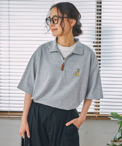 Disney(ディズニー)の「【Disney】ミッキー&フレンズ / 別注 ロゴワンポイト刺繍 鹿の子ハーフジップポロシャツ(ポロシャツ・レディース・ブラック/アイボリー/杢グレー/アイボリー系/ネイビー・FREE)」の17枚目の写真