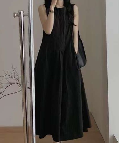 Aelina(エリナ)の「ノースリーブタグ付きワンピース(ワンピース・レディース・ホワイト/ブラック/グレー・M/L/XL)」の16枚目の写真