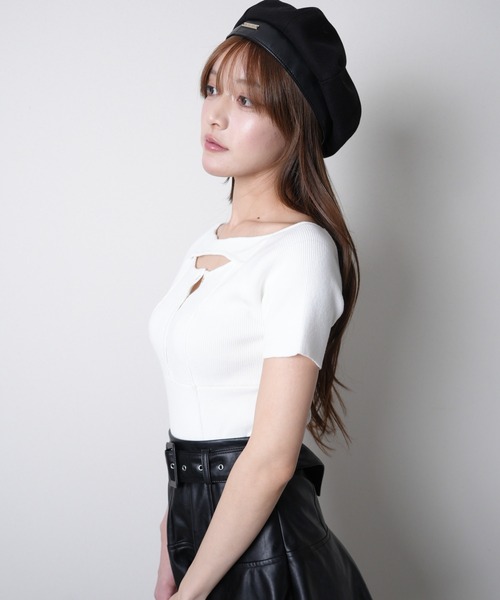 LIPSERVICE（リップサービス）の「デコルテオープンチョーカーニット（ニット/セーター・レディース・ホワイト/グレー/ブラック・FREE）」の13枚目の写真