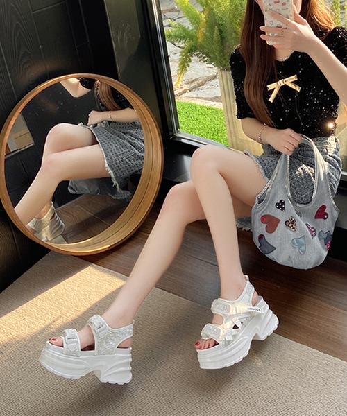 Lace Ladies(レースレディース)の「スパンコール ベルクロ ボリューム 厚底 サンダル(サンダル・レディース・ブラック/シルバー/ホワイト・22.5cm/23cm/23.5cm/24cm/24.5cm/25cm)」の15枚目の写真