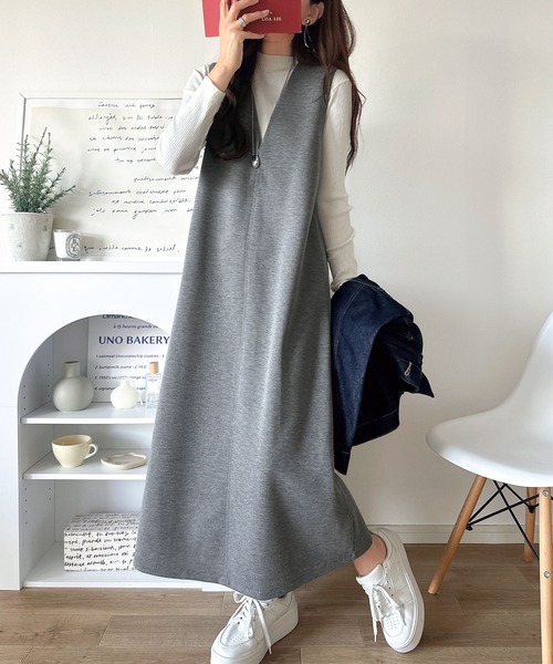 classicalelf（クラシカルエルフ）の「肉厚素材が気になるスタイルをカバー♪前後2wayダンボールハーフジップジャンパースカート(ロング丈)（ワンピース・レディース・チャコール/ブラック/ブラウン/ベージュ・SMALL/LARGE/X-LARGE/MEDIUM）」の16枚目の写真