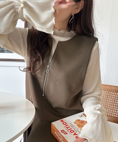 classicalelf（クラシカルエルフ）の「肉厚素材が気になるスタイルをカバー♪前後2wayダンボールハーフジップジャンパースカート(ロング丈)（ワンピース・レディース・チャコール/ブラック/ブラウン/ベージュ・SMALL/LARGE/X-LARGE/MEDIUM）」の22枚目の写真