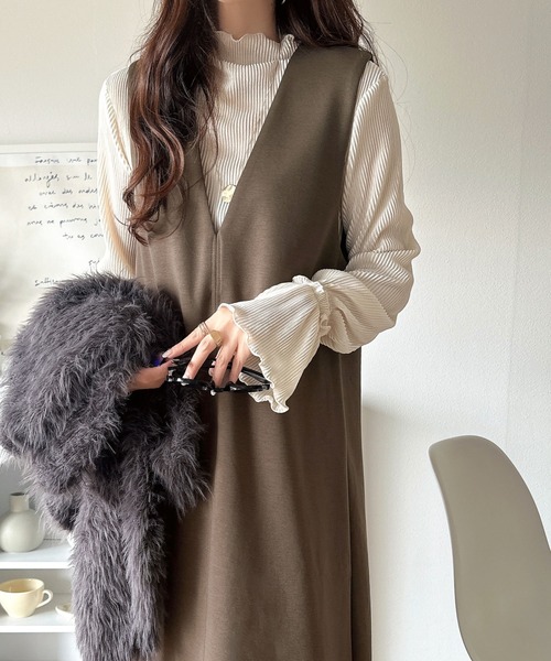 classicalelf（クラシカルエルフ）の「肉厚素材が気になるスタイルをカバー♪前後2wayダンボールハーフジップジャンパースカート(ロング丈)（ワンピース・レディース・チャコール/ブラック/ブラウン/ベージュ・SMALL/LARGE/X-LARGE/MEDIUM）」の19枚目の写真