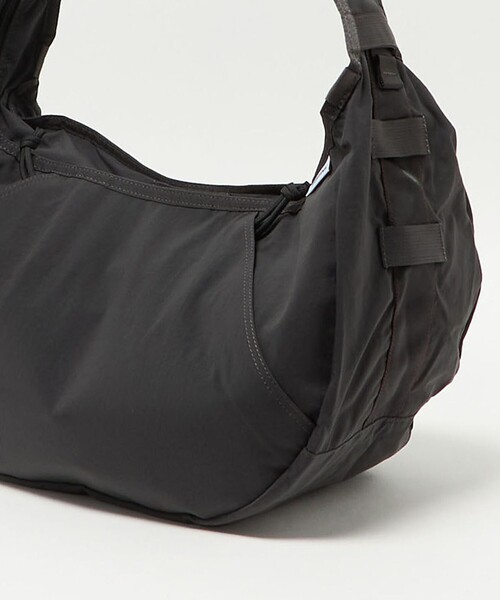 超美品　BRIEFING HOBO BAG WIDE BRIEFING＞HOBO BAG WIDE ショルダーバッグ（ショルダーバッグ