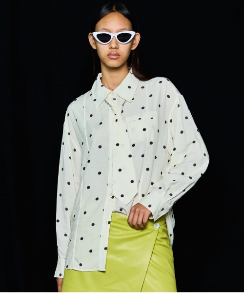 MAISON SPECIAL（メゾンスペシャル）の「Chain Tie Shirt/チェーンネクタイシャツ（シャツ/ブラウス・レディース・ベージュ/グレー/ドット・FREE）」の3枚目の写真