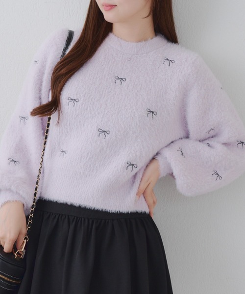 Another Branch olive des olive(アナザーブランチオリーブデオリーブ)の「リボン刺しゅうフェザープルオーバー(ニット/セーター・レディース・ブラック/アイボリー/ベージュ/ラベンダー/レッド/ホワイト系その他/ベージュ系その他・FREE)」の6枚目の写真