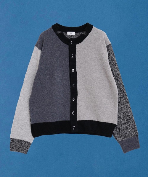 I am I in fact...(アイアムアイインファクト)の「_UPW数字刺繍クルーカーディガン(カーディガン/ボレロ・レディース・ブラウン/パープル/ブルー/レッド/チャコールグレー/その他/ブラック系その他・FREE)」の2枚目の写真