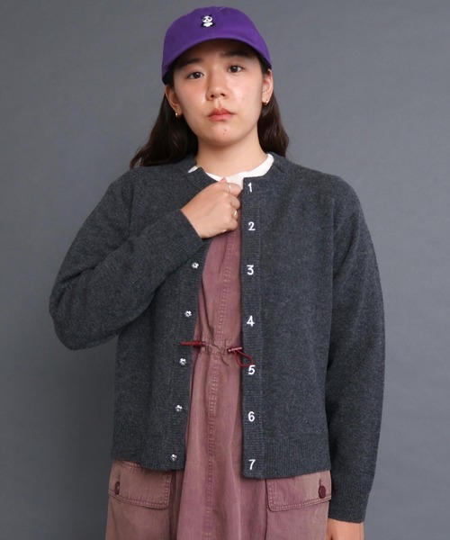 I am I in fact...(アイアムアイインファクト)の「_UPW数字刺繍クルーカーディガン(カーディガン/ボレロ・レディース・ブラウン/パープル/ブルー/レッド/チャコールグレー/その他/ブラック系その他・FREE)」の10枚目の写真