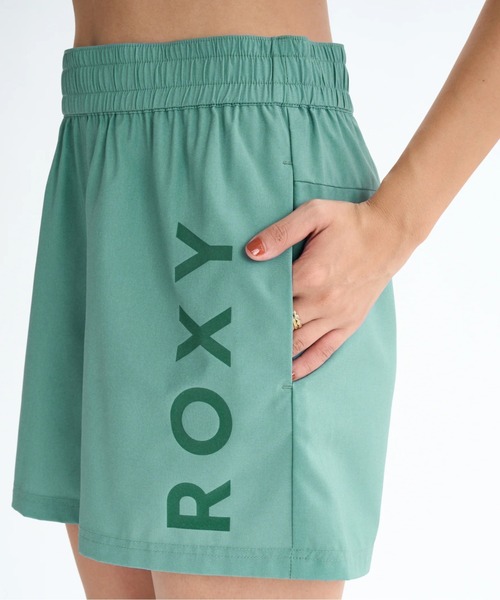 ROXY(ロキシー)の「MY 1ST ROXY SHORTS/ロキシー水陸両用速乾UVケアウエストゴムワンポイントブランドロゴフィットネスショートパンツ(水着)(その他パンツ・レディース・グリーン/ピンク/ブラック・SMALL/LARGE/MEDIUM)」の15枚目の写真