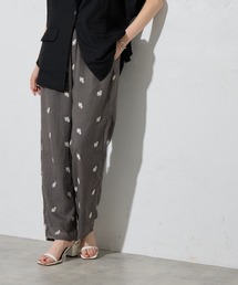 each | フラワーエンブロイダリーワイドパンツ【セットアップ対応】(その他パンツ)