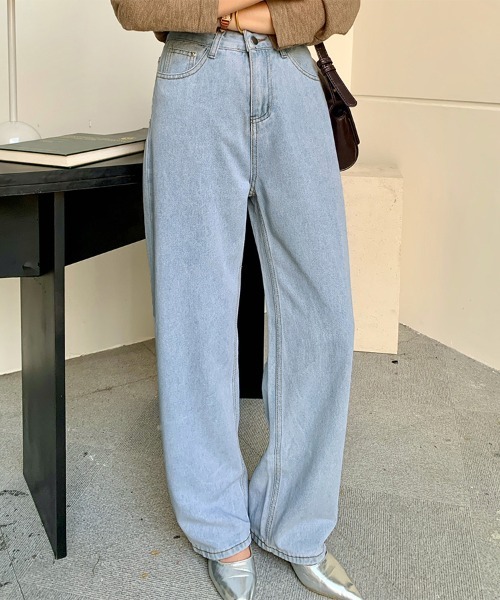 ReRe(リリ)の「ストレートベーシックデニムパンツ(デニムパンツ・レディース・ダークブルー/ライトブルー・LARGE/MEDIUM)」の18枚目の写真