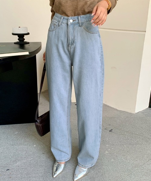 ReRe(リリ)の「ストレートベーシックデニムパンツ(デニムパンツ・レディース・ダークブルー/ライトブルー・LARGE/MEDIUM)」の11枚目の写真
