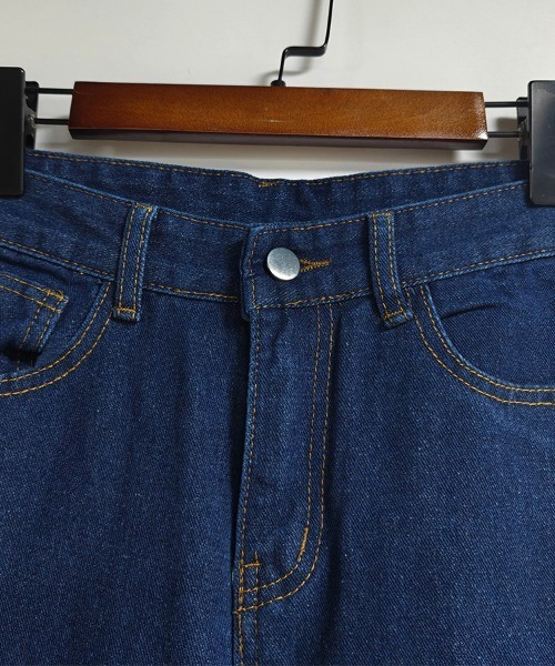 ReRe(リリ)の「ストレートベーシックデニムパンツ(デニムパンツ・レディース・ダークブルー/ライトブルー・LARGE/MEDIUM)」の6枚目の写真