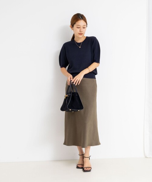 NOLLEY’S Sophi（ノーリーズソフィ）の「バックパールラメプルオーバー（ニット/セーター・レディース・シルバー/キャメル/ベビーピンク/ダークネイビー・38）」の5枚目の写真