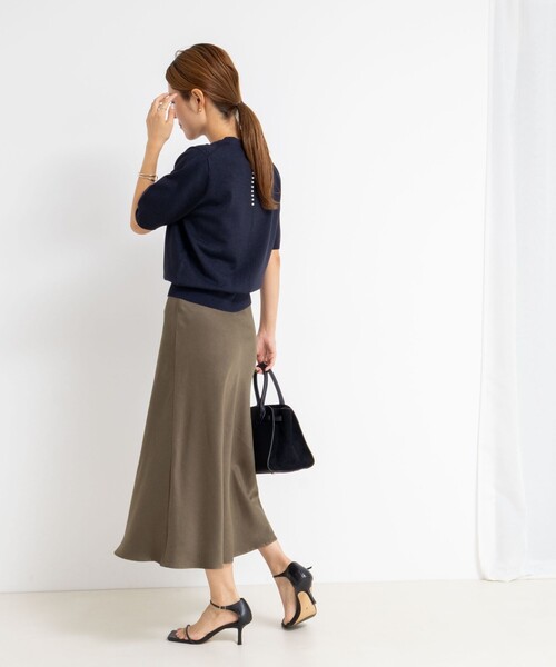 NOLLEY’S Sophi（ノーリーズソフィ）の「バックパールラメプルオーバー（ニット/セーター・レディース・シルバー/キャメル/ベビーピンク/ダークネイビー・38）」の8枚目の写真