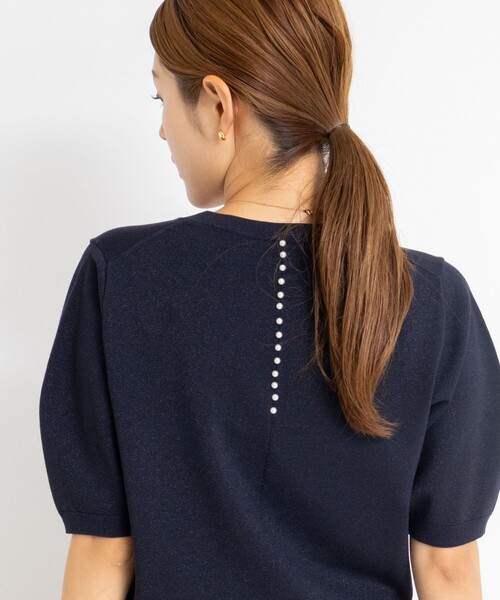 NOLLEY’S Sophi（ノーリーズソフィ）の「バックパールラメプルオーバー（ニット/セーター・レディース・シルバー/キャメル/ベビーピンク/ダークネイビー・38）」の10枚目の写真