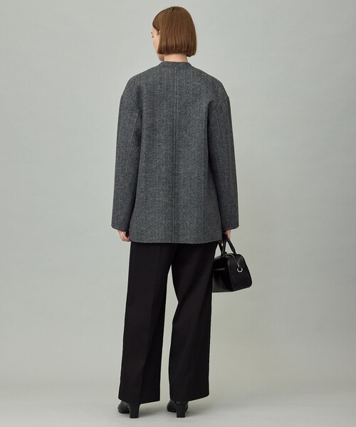 ICB(アイシービー)の「WoolRever ノーカラーショートコート(ノーカラーコート・レディース・ブラック系7/ダルブルー系/ブラック系・46/44/42)」の9枚目の写真
