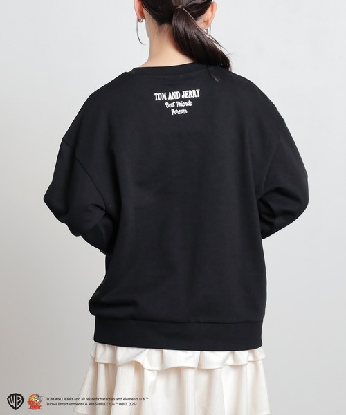 Honeys(ハニーズ)の「トムとジェリー/トップス(スウェット・レディース・アイボリー/ブラック/ネイビー/ミント/ボルドー・L/M/S)」の20枚目の写真