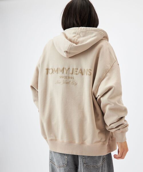 tommy jeans（トミー ジーンズ）の「90Sニュークラシックフルジップパーカー（スウェット・メンズ・グレー/アイボリー・LARGE/X-LARGE/SMALL/MEDIUM）」の4枚目の写真