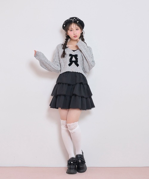 Honey Cinnamon(ハニーシナモン)の「ハートビジューショートカーディガン(カーディガン/ボレロ・レディース・グレー/ブラック/ピンク・FREE)」の7枚目の写真