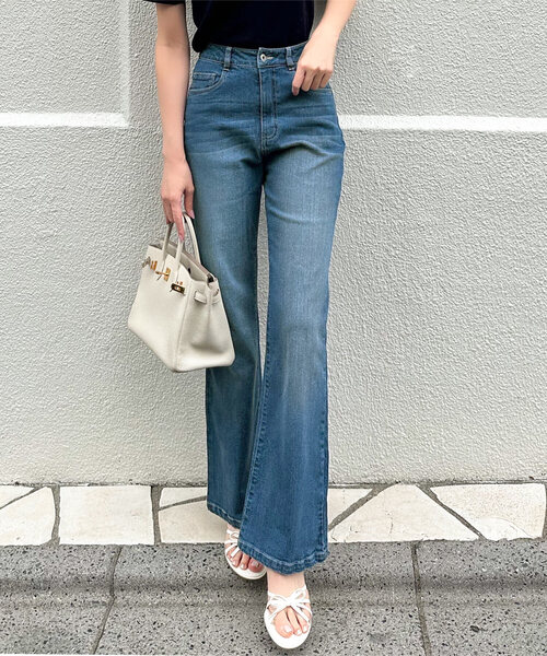 KOBE LETTUCE（コウベレタス）の「[ 岡部あゆみさんコラボ ］フレアデニムパンツ（デニムパンツ・レディース・インディゴブルー/ブラック/ダークブルー・M/S）」の21枚目の写真